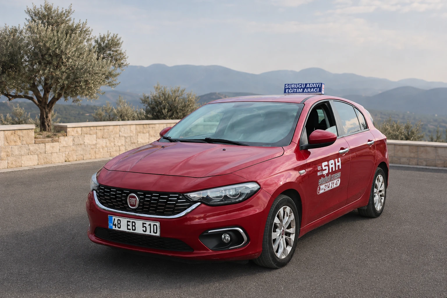 Şah Sürücü Kursu kırmızı Fiat direksiyon eğitim aracı